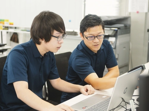 人事採用担当者 写真